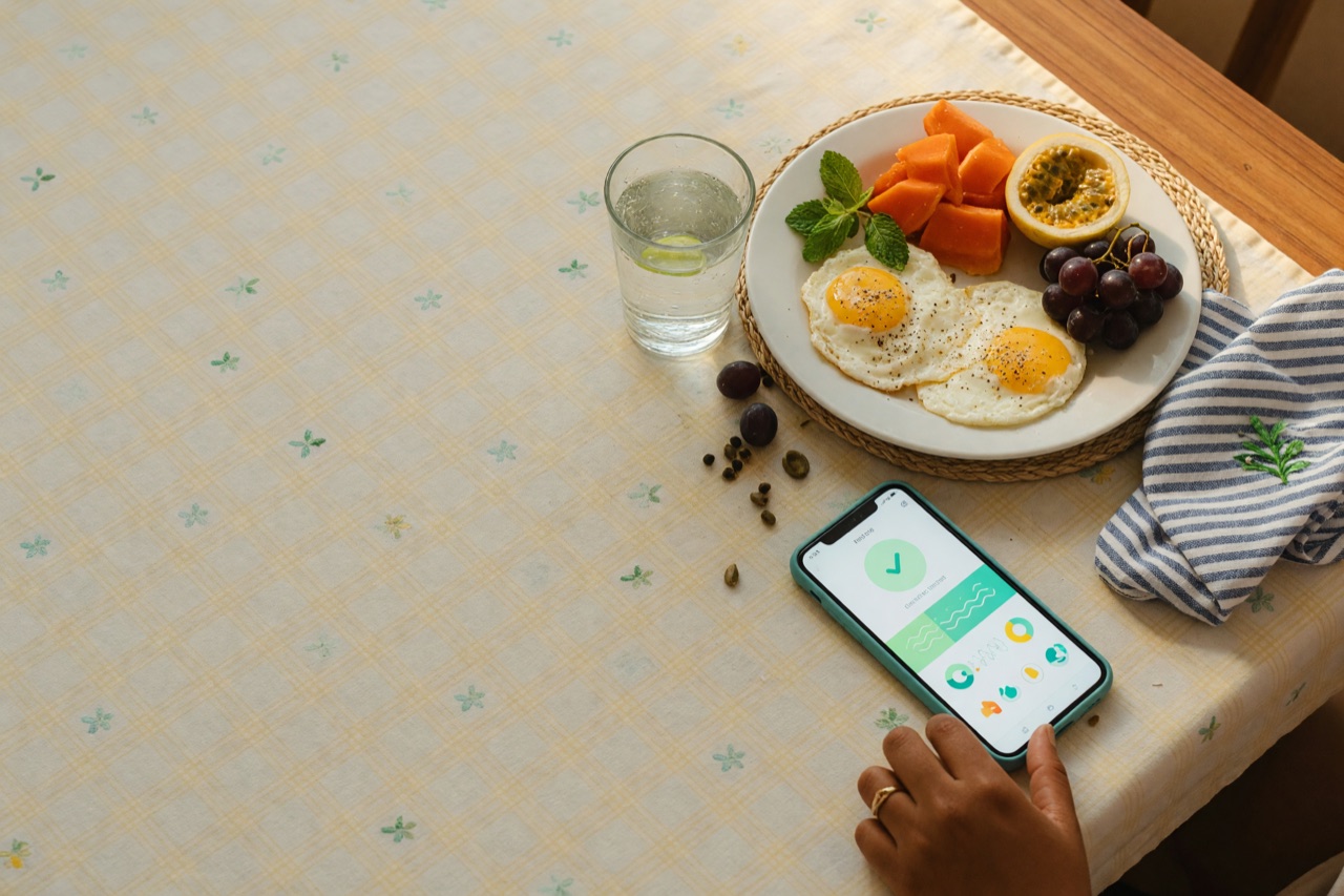 Calorias, Proteínas e Água: 3 Registros que Mudam sua Saúde